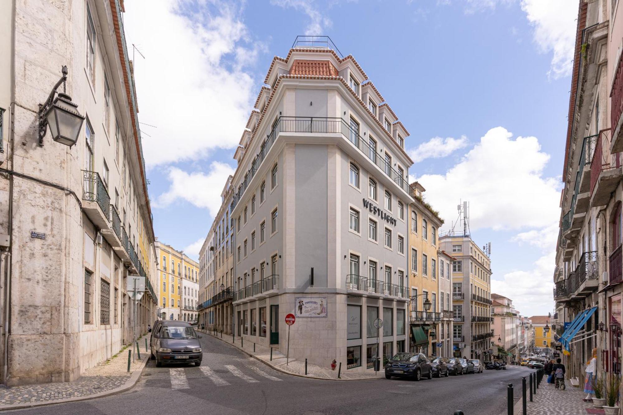 Westlight Lisboa Madalena Hotel Екстериор снимка